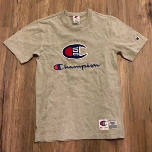 New Champion t-shirt size- S